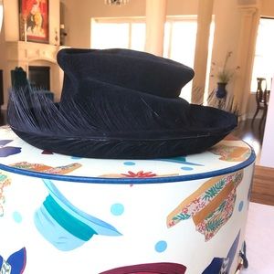 Susy Krakowski hat
